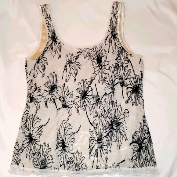 dressbarn Tank with Sheer Overlay and Lacy Bottom Black & White 337 - Picture 5 of 9